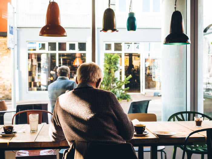 cafe-reading