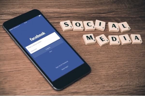 social media stats recruiters should know cover